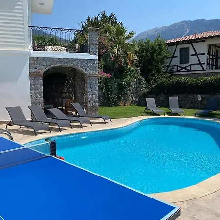 Villa Large With Private Heated Outdoor Pool