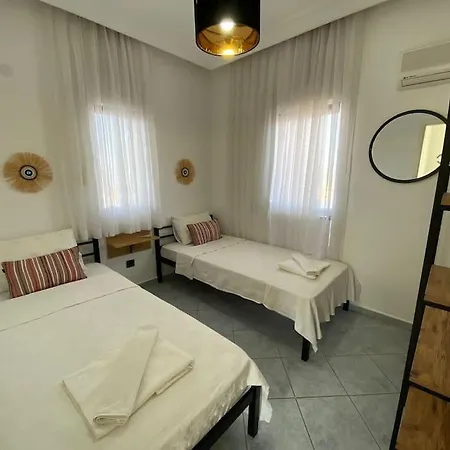 Large With Private Heated Outdoor Pool *