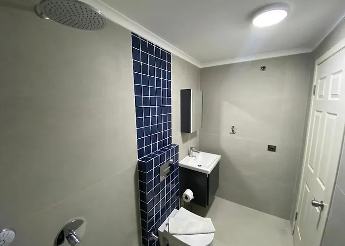 Vila Large With Private Heated Outdoor Pool *