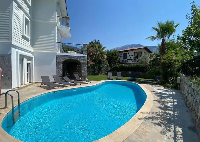 Vila Large With Private Heated Outdoor Pool Fethiye